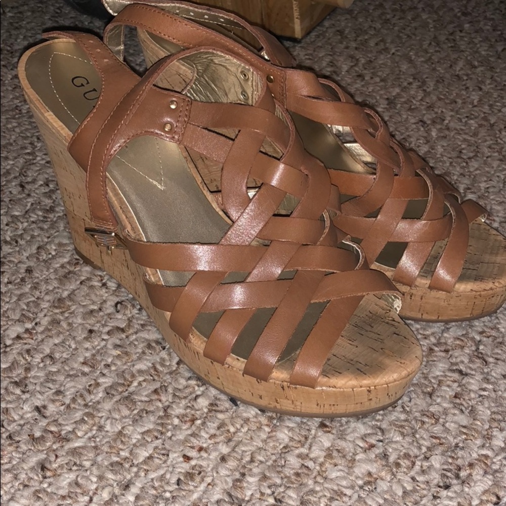 Brown guess wedges
